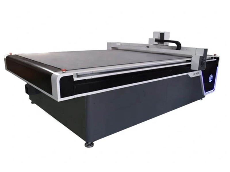 Máy cắt lót sàn ô tô tại Quận 4